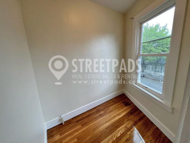 Building Photo - 1 bedroom in Cambridge MA 02139