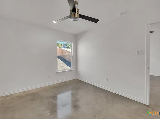 Building Photo - 1210 Concord Dr