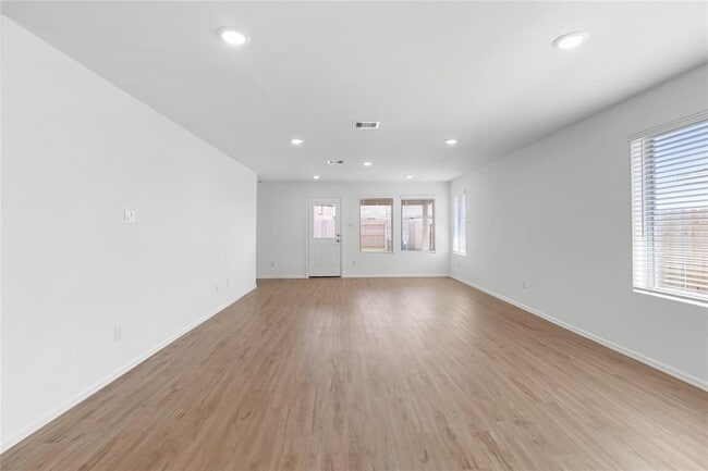 Building Photo - 4607 Sterling Pr Trl