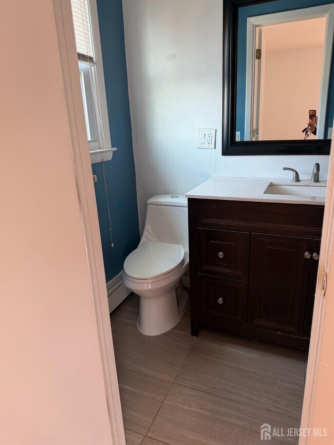 Building Photo - 2538 Spruce St