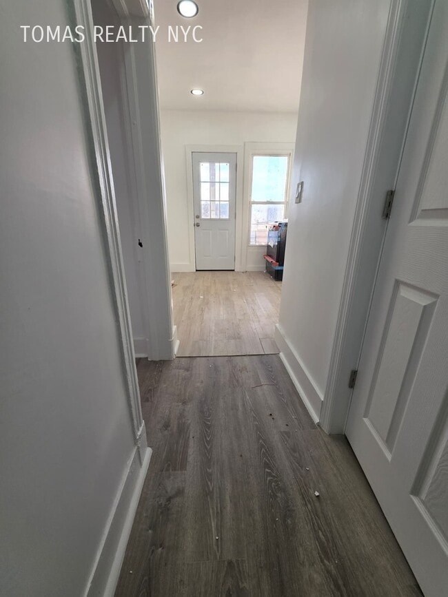 Building Photo - 243 Woodworth Ave