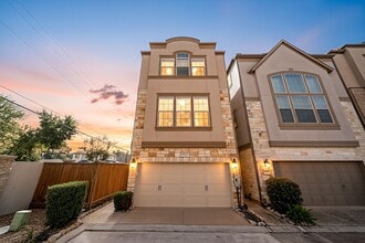 Building Photo - 6703 Highclere Manor Ln