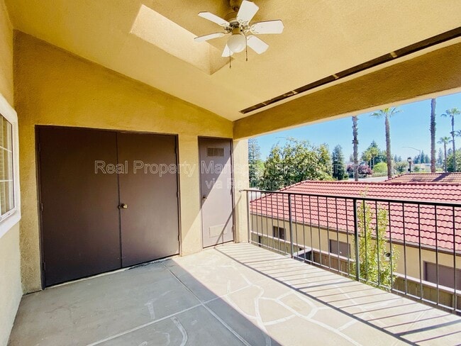 Building Photo - 8153 N Cedar Ave