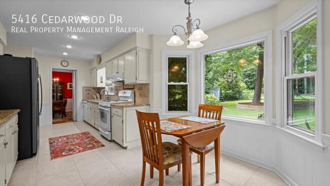 Building Photo - 5416 Cedarwood Dr