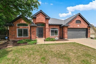 Building Photo - 11039 Galleria Cove