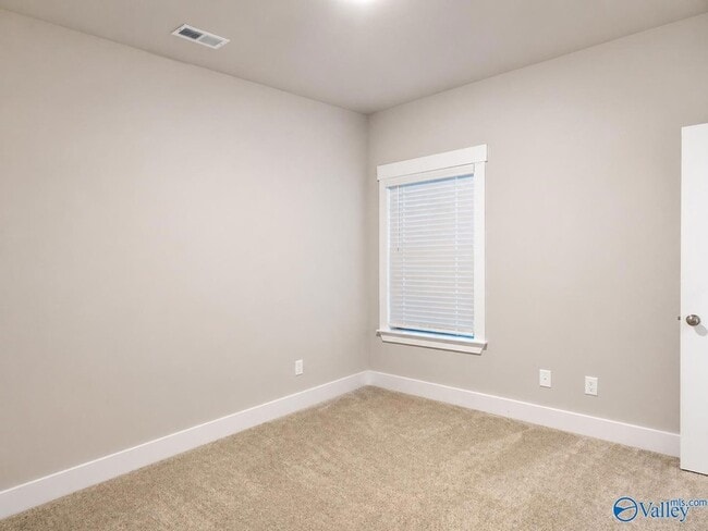 Building Photo - 111 Farmall Ln