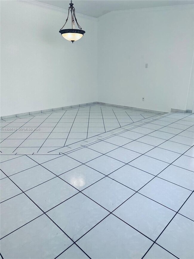 Building Photo - 12500 SW 251st Terrace