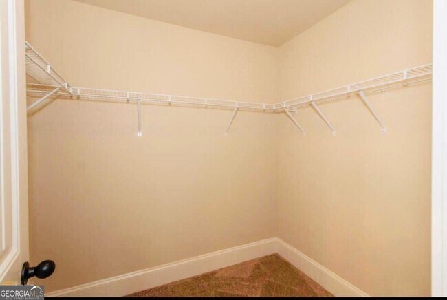 Building Photo - 75 Village Park Dr