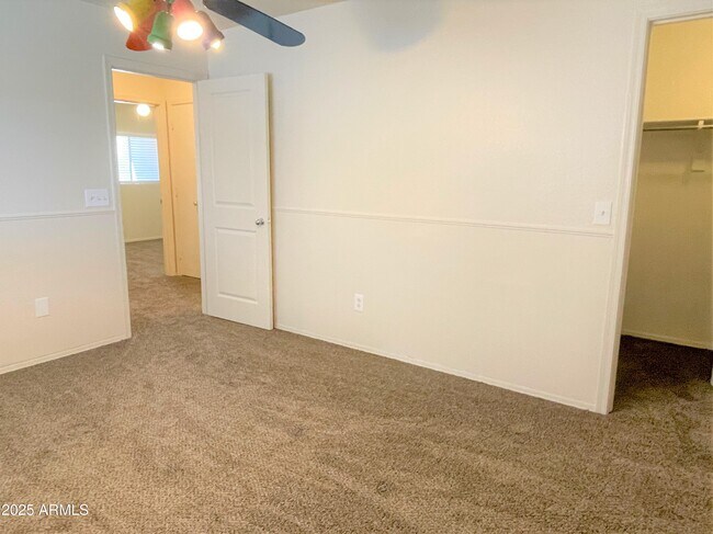 Building Photo - 1039 S Grenoble