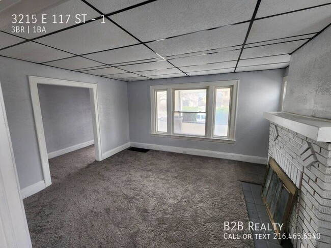 Building Photo - 3215 E 117th St