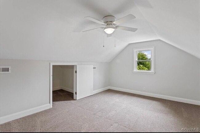 Building Photo - 326 S 20th Ave