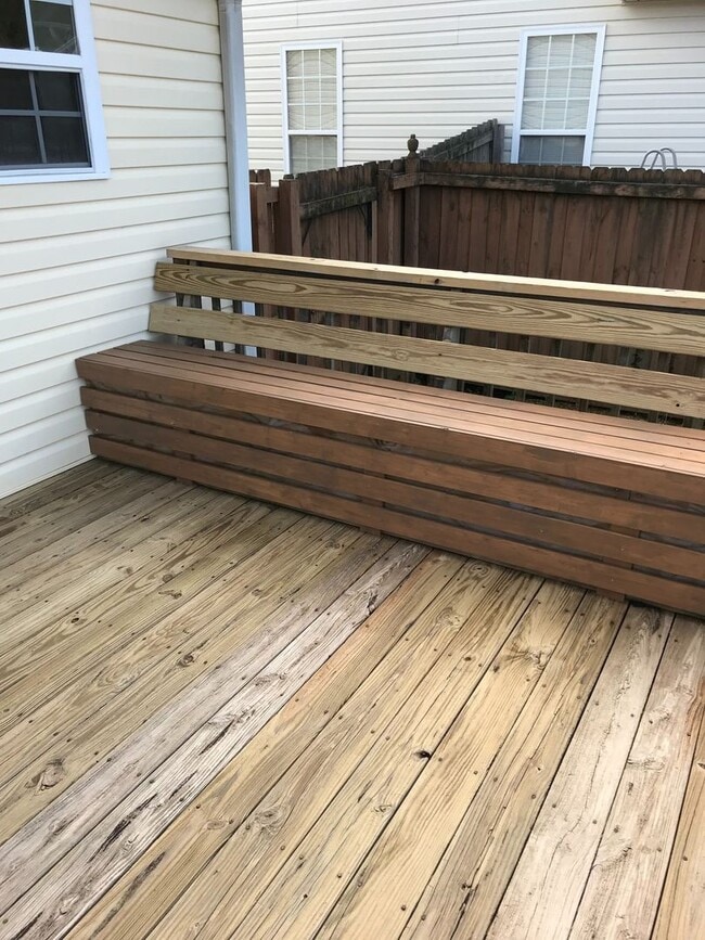 Building Photo - Newly Updated in Boiling Springs