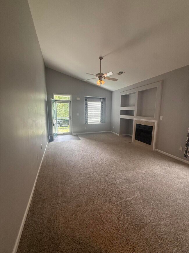 Building Photo - 3361 Scottish Trace