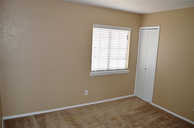Building Photo - 3304 Forest Creek Dr
