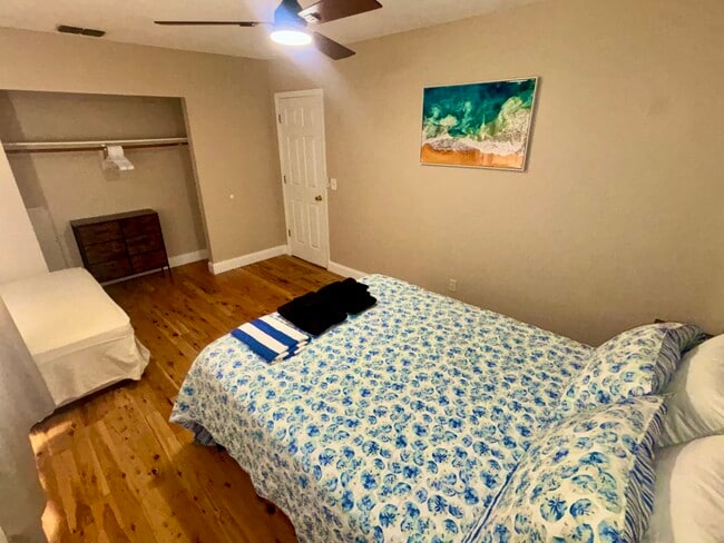 Building Photo - 12235 Mallory Dr