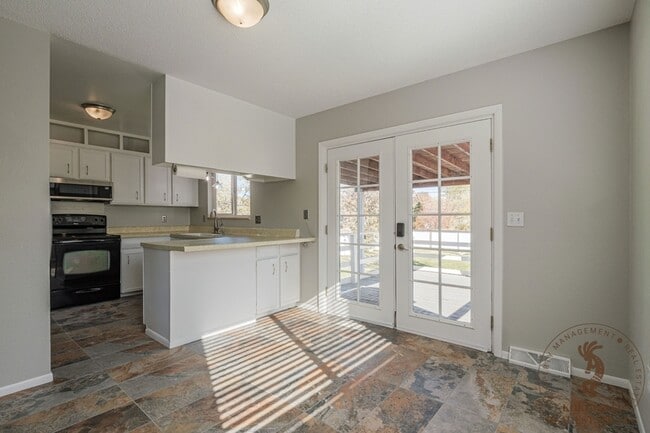 Building Photo - 1910 N 26th St