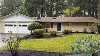 Building Photo - Stunning Forest Retreat in Lake Oswego 3 beds 2 baths + Den; Video!