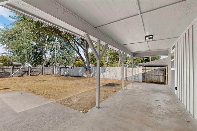 Building Photo - 4801 Hollowbrook Rd