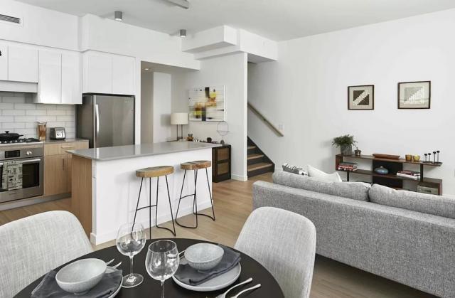 Building Photo - 2 bedroom in Queens NY 11102