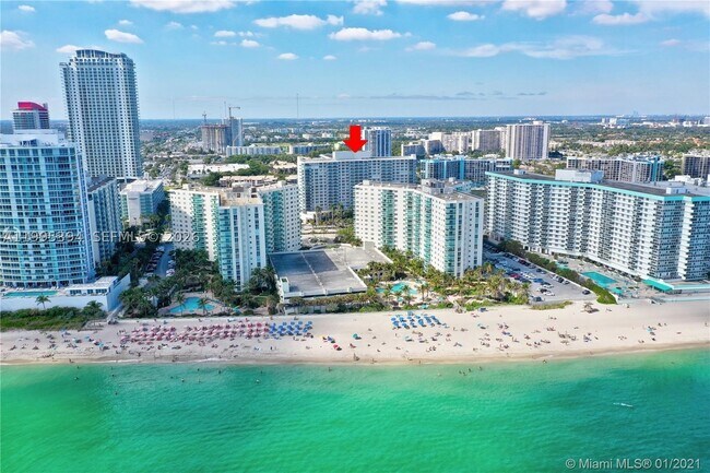 Building Photo - 3800 S Ocean Dr