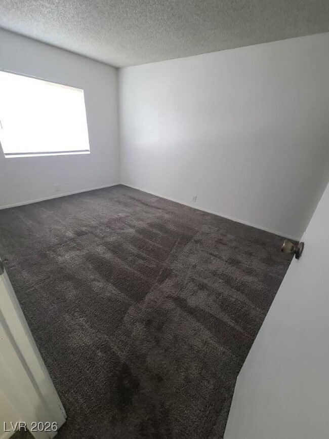 Building Photo - 6201 Bellota Dr