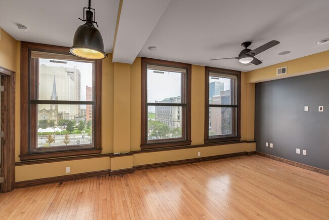 Building Photo - 140 Public Sq