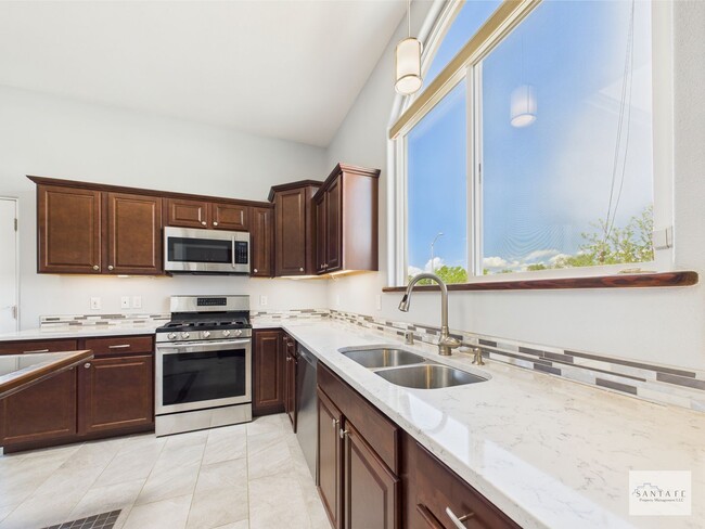 Building Photo - Bright & Airy | Spacious Kitchen, A/C & Ga...