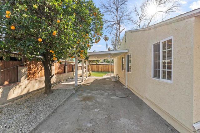 Building Photo - 19148 Saticoy St