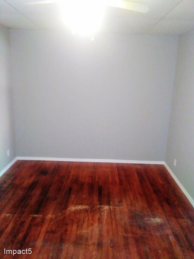 Building Photo - 1 br, 1 bath House - 4070 Schiller Place