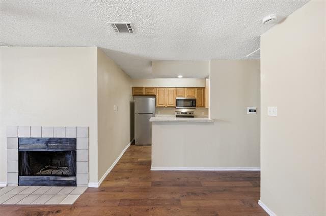 Building Photo - 3416 Colonial Dr