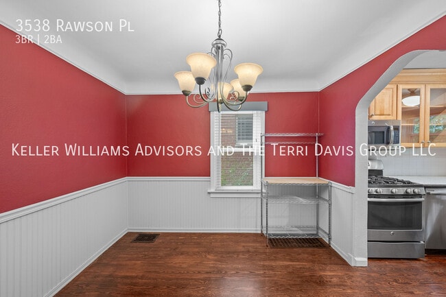 Building Photo - 3538 Rawson Pl
