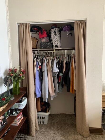 Building Photo - 636 State St