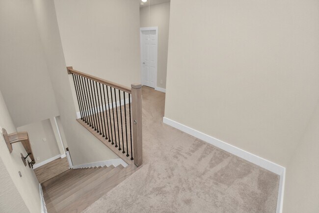 Building Photo - 1722 Summerlyn Ter Dr