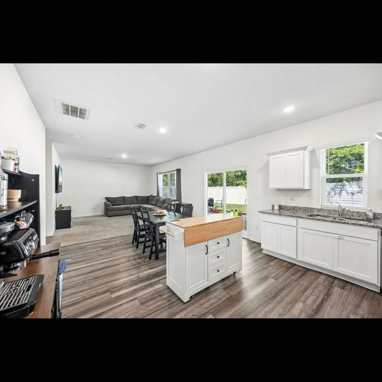 Building Photo - 548 Tillage Ct