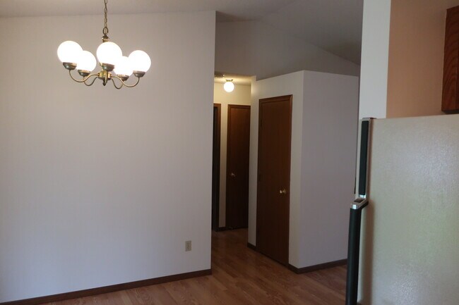 Building Photo - 6317 N Grove St