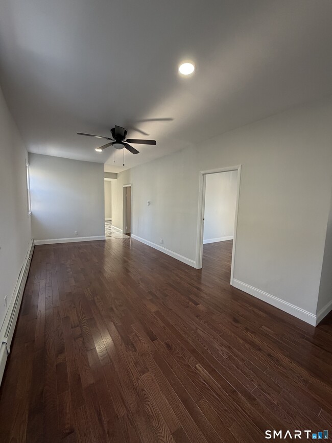 Building Photo - 247 6th St