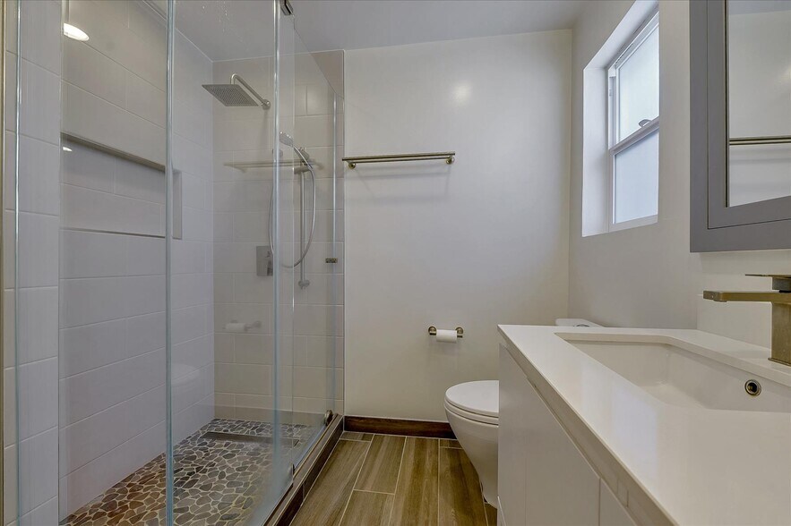 Building Photo - 2651 Poplarwood Way