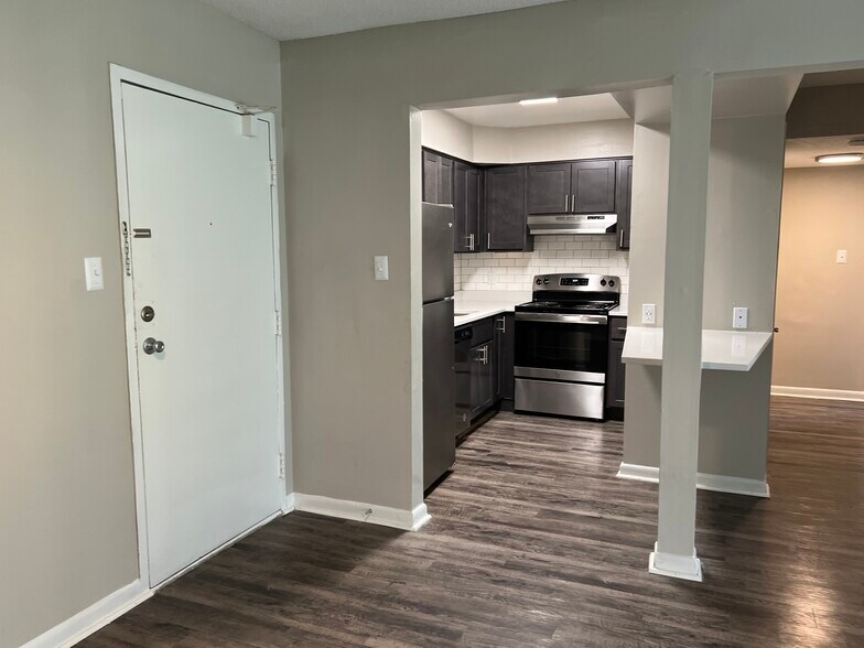 Tivoli Apartments 1027 Tivoli Cres Virginia Beach VA 23453