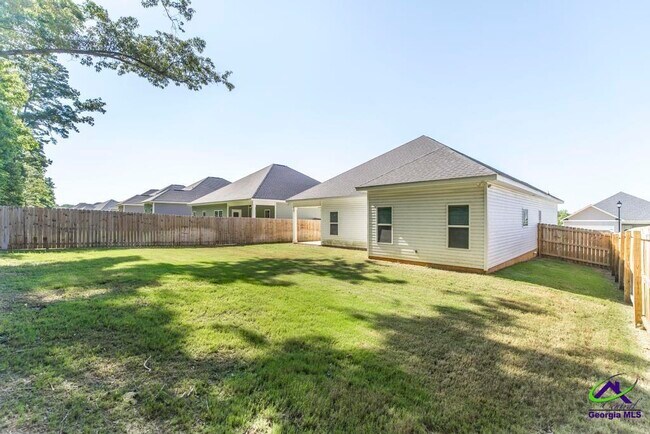 Building Photo - 113 Garrett Ln