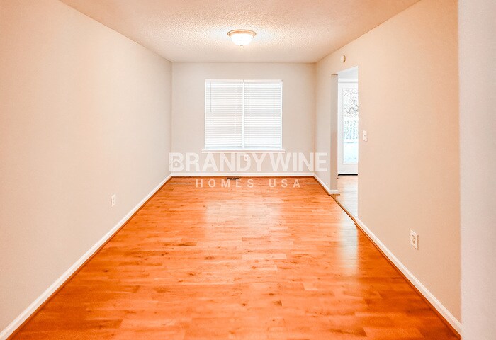 Building Photo - 3612 Janna Ln SW