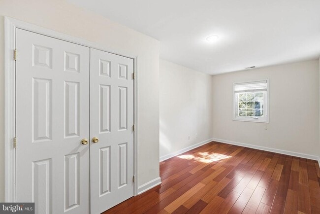 Building Photo - 5205 Brookeway Dr