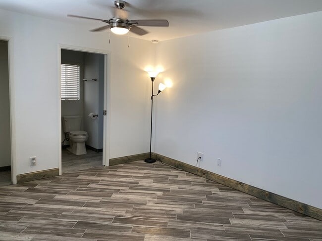 Building Photo - Private Studio for Rent in East Simi Valley Neighborhood