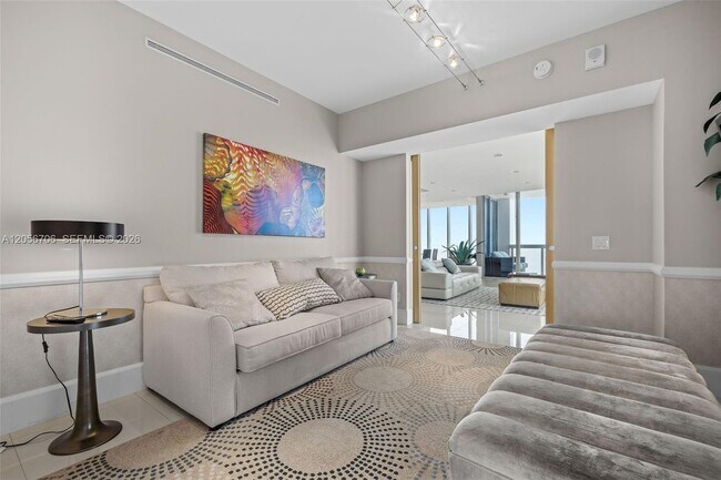 Building Photo - 6899 Collins Ave