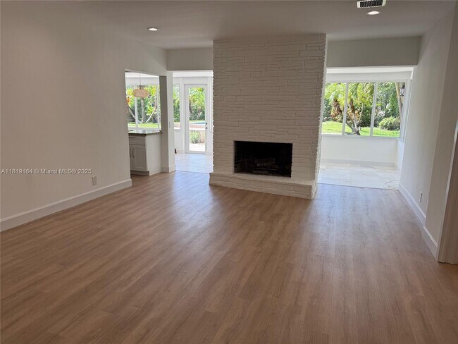 Building Photo - 5891 SW 83rd St
