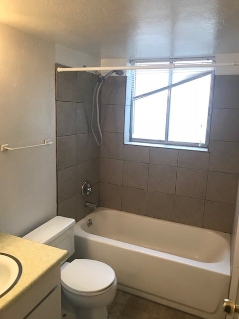 Building Photo - Updated Sunset town home for rent