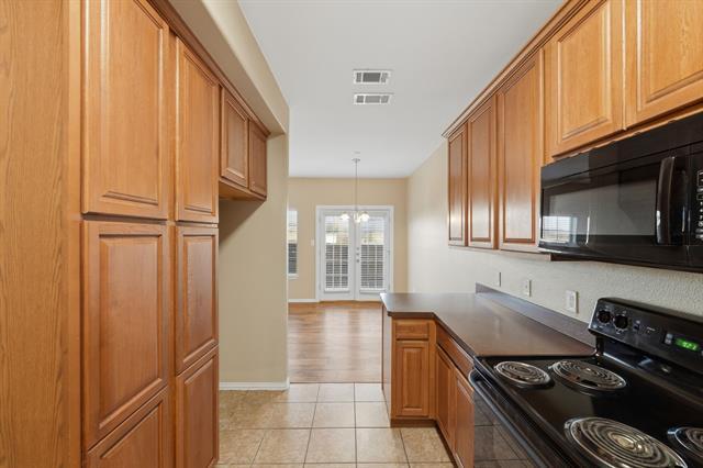 Building Photo - 706 S Jupiter Rd