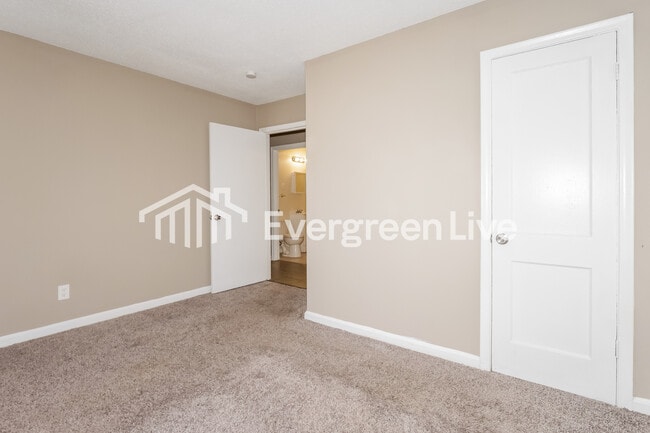 Building Photo - 1597 Michael St