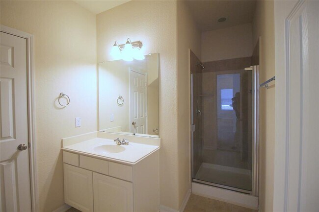 Building Photo - 4910 Hidden Nest Ct