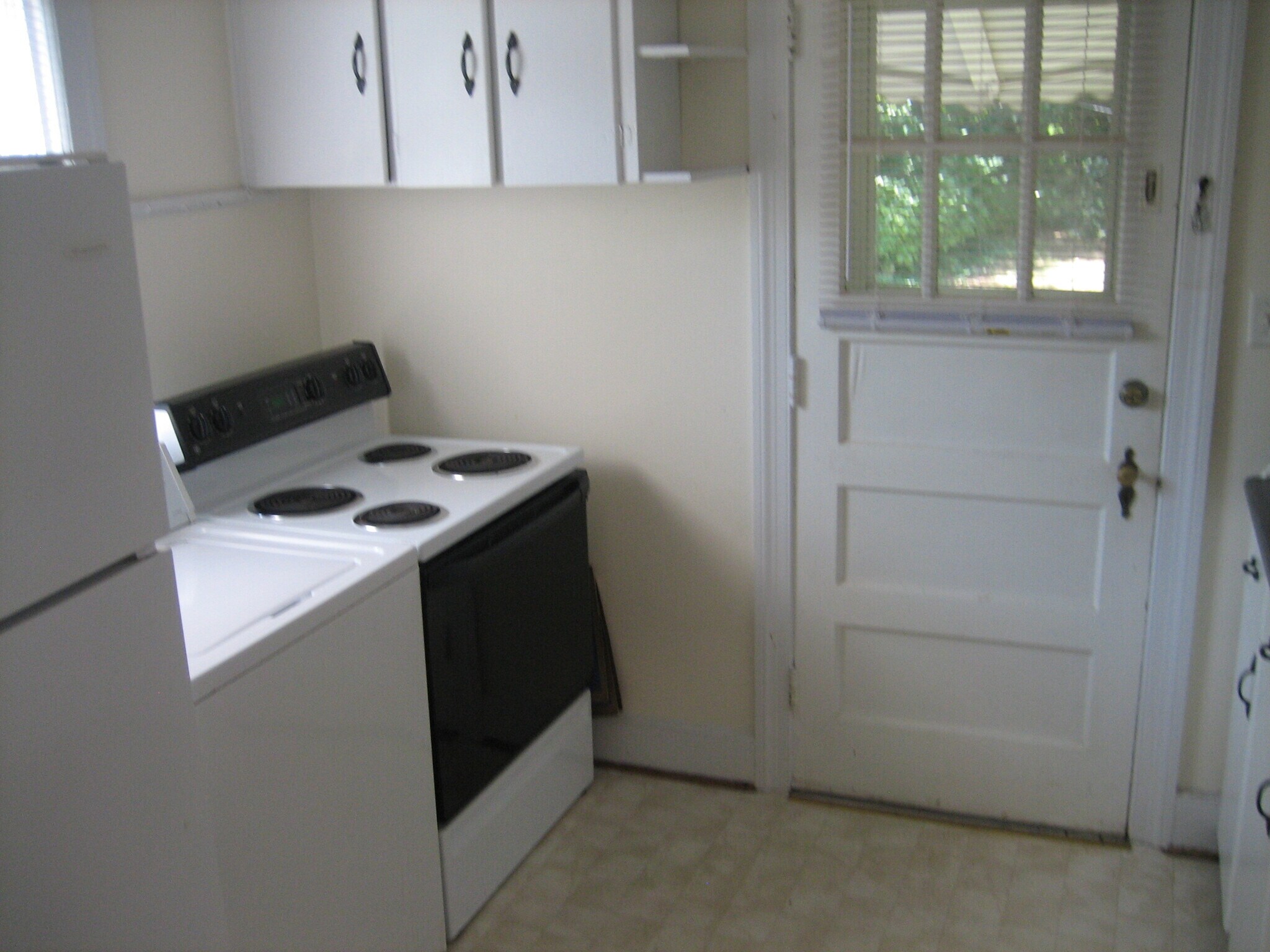 Building Photo - 3101 Peebles Dr