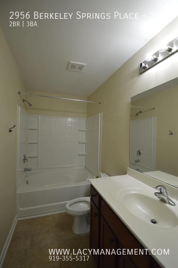 Building Photo - 2956 Berkeley Springs Pl